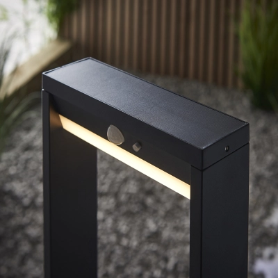 lafabryka.pl Lampa solarna stojąca DANNAH POST PHOTOCELL & PIR 96935 ENDON