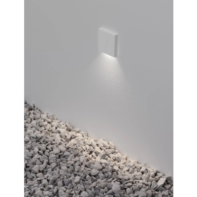 Lampa ścienna TENAVIA LE75339